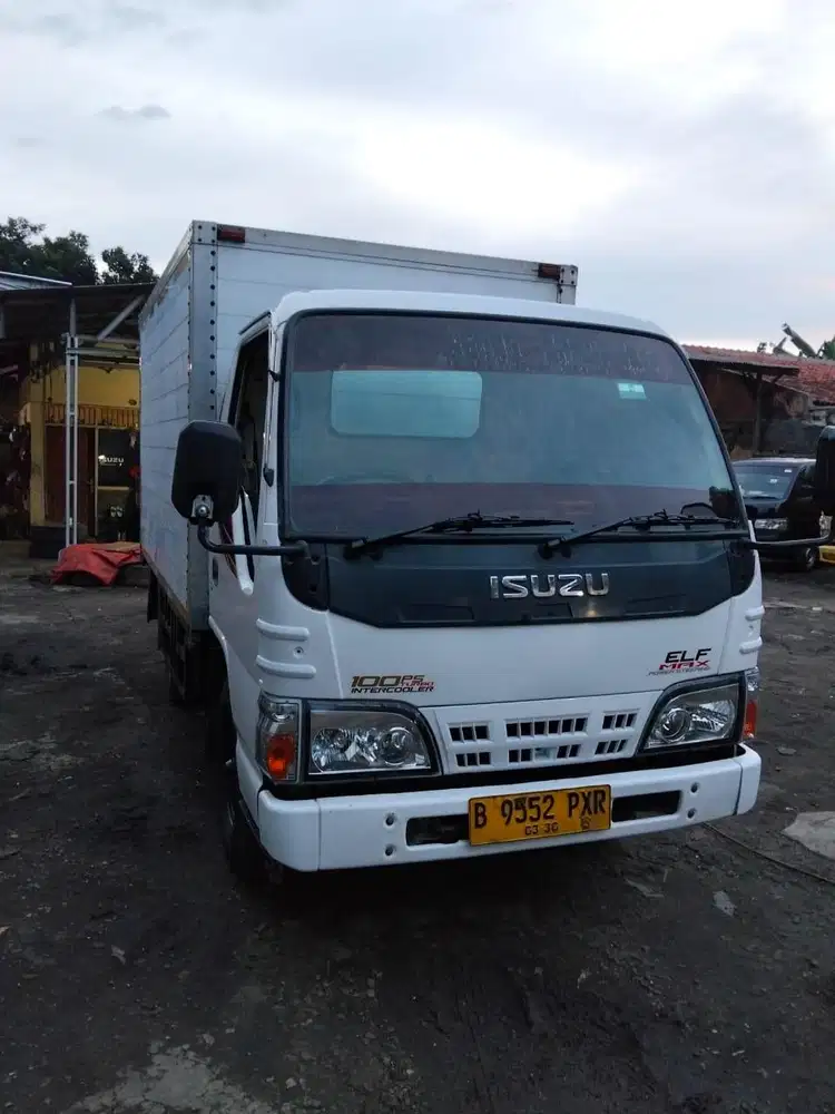 Isuzu Elf NHR 55 MT 2015 BOX ALMUNIUM PUTIH