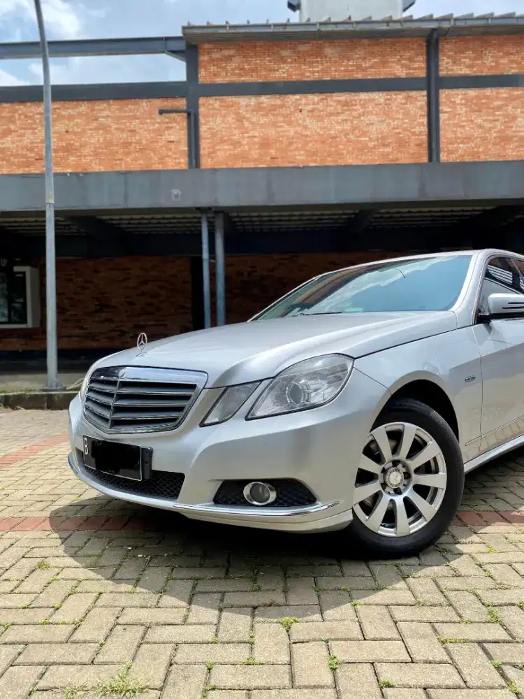 Mercy E 200 w 212/2010 tgn 1 dr baru(daeler NV.mas)