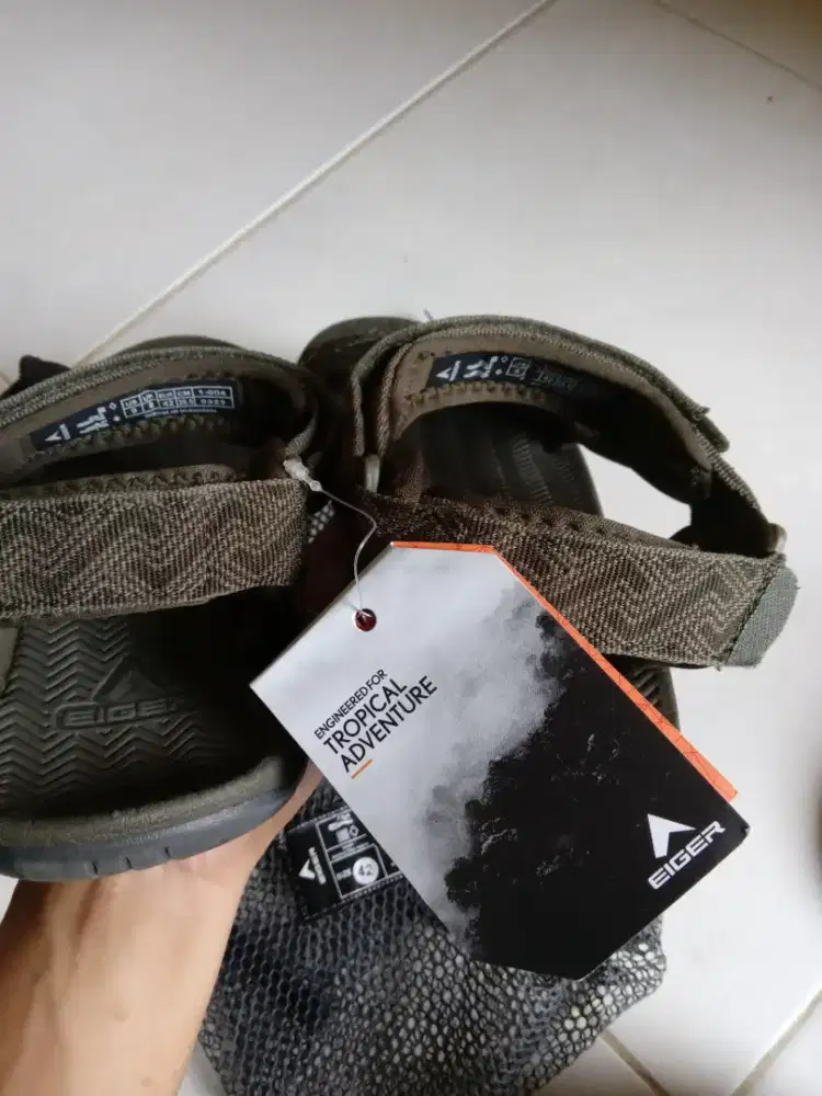 Eiger Adventure Size 42