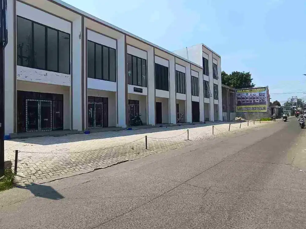 Ruko Fairway Kemang Residence 2 lantai Lokasi strategis di Depok
