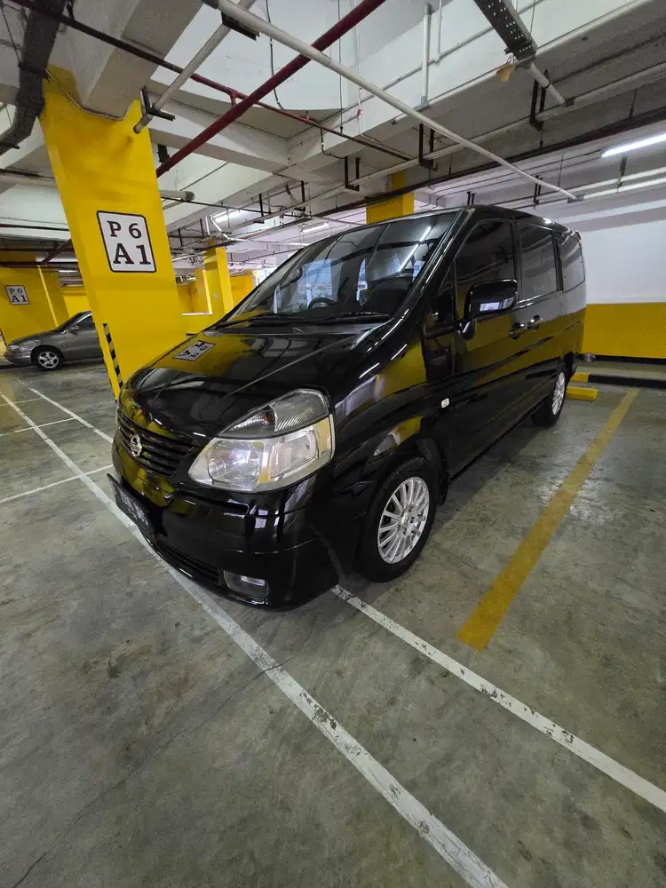 Nissan Serena 2011 Bensin