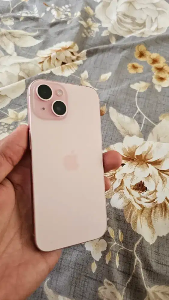 Iphone 15 128 gb pink