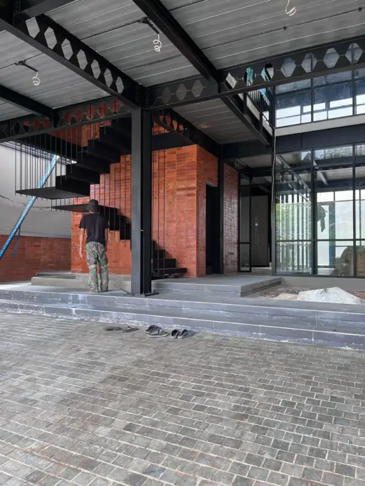 Sewakan Ruko Strategis 3 Lt Siap Usaha Cempaka Putih Jakarta Pusat