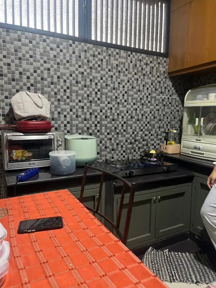 DICARI ART (menginap) 30-40 perempuan