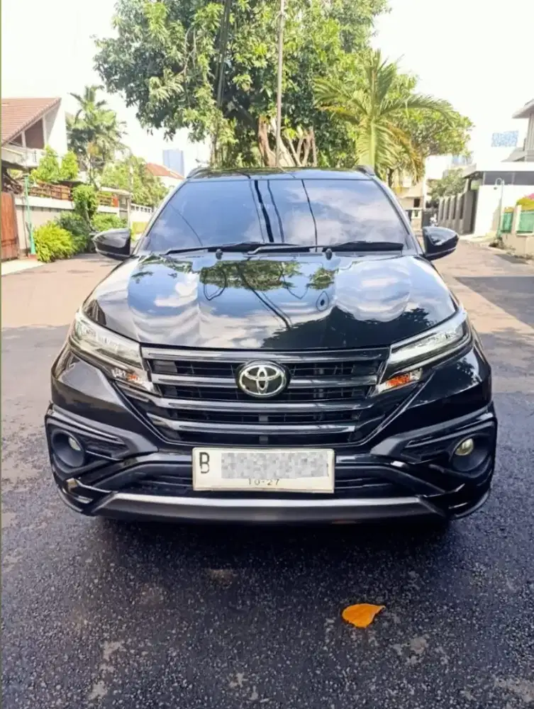 Toyota Rush 1.5 GR Sport thn. 2022, matic, hitam, mulus
