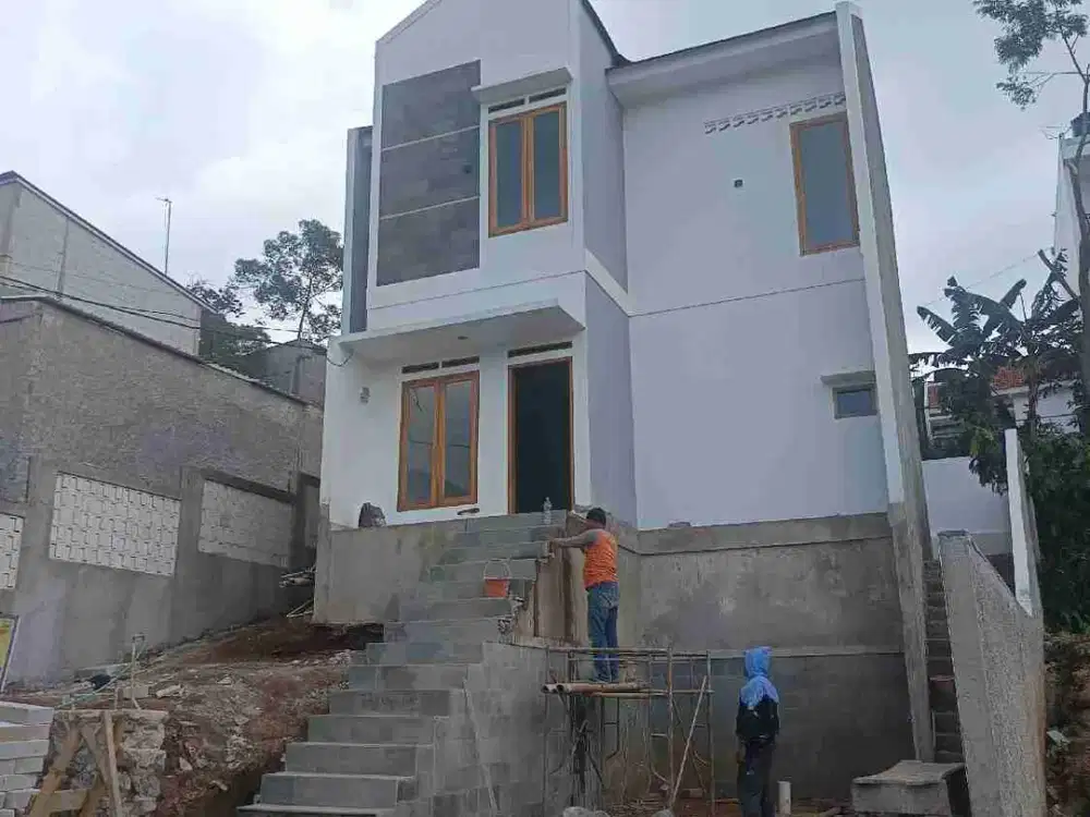 Rumah elegan lingkungan asri dan udaranya sejuk