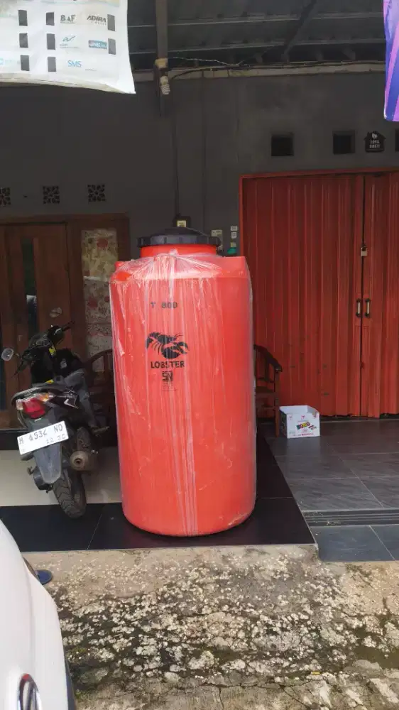 Tandon Air Merk LOBSTER 800 liter Bergaransi