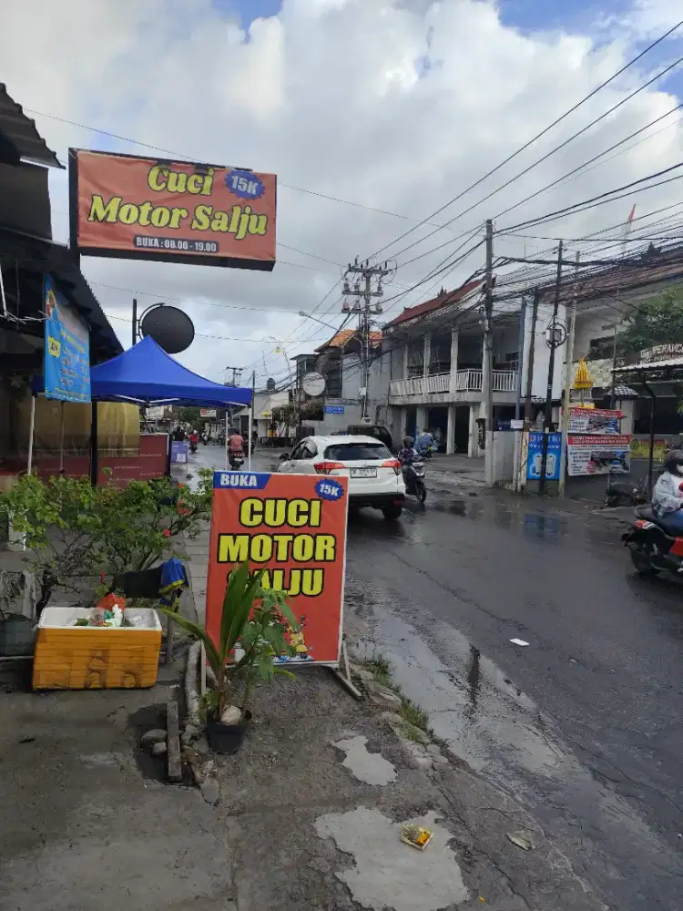 Tenaga cuci motor salju
