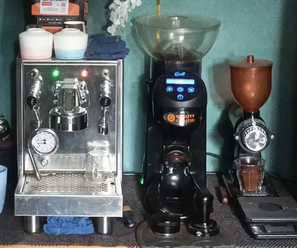 Mesin Kopi Espresso Grinder Kopi dan Barista tools