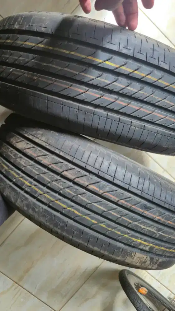 BAN BRIDGESTONE TURANZA 185 60 ring 14  PRODUKSI 2024