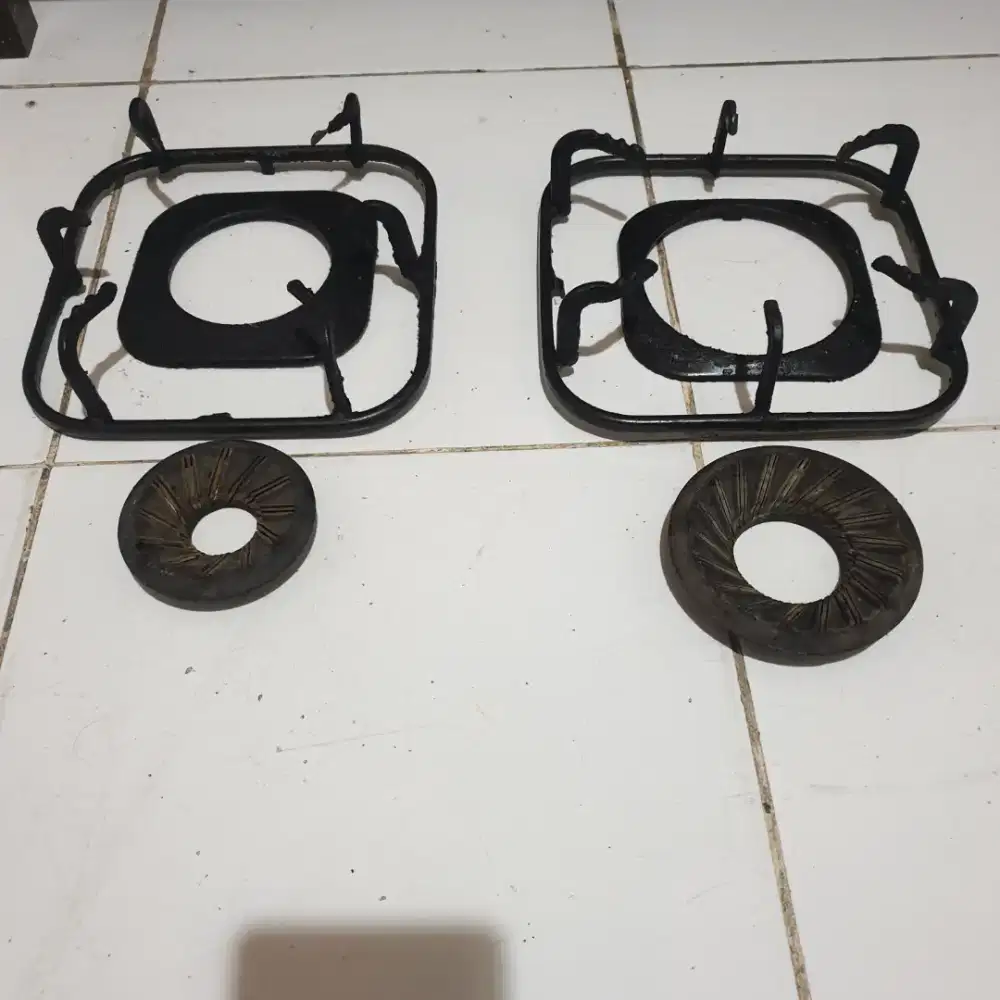 Set Burner dan Tatakan Kompor