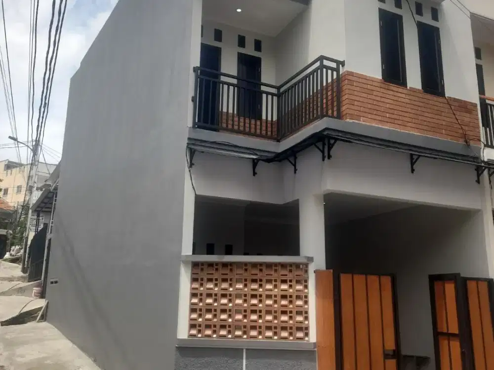 Rumah Baru siap huni di petukangan utara pesanggrahan jakarta selatan