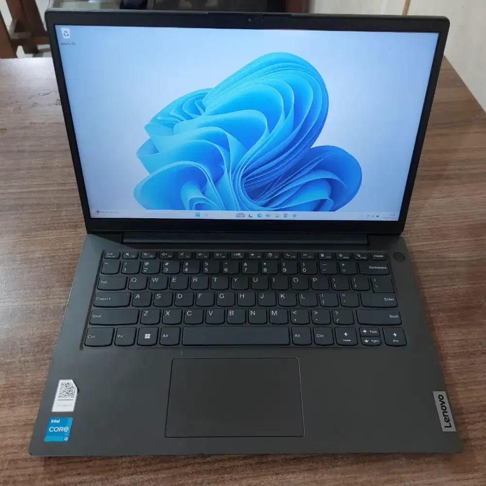 Lenovo v14 g3 core i3 1215u ram 6gb ssd 256gb