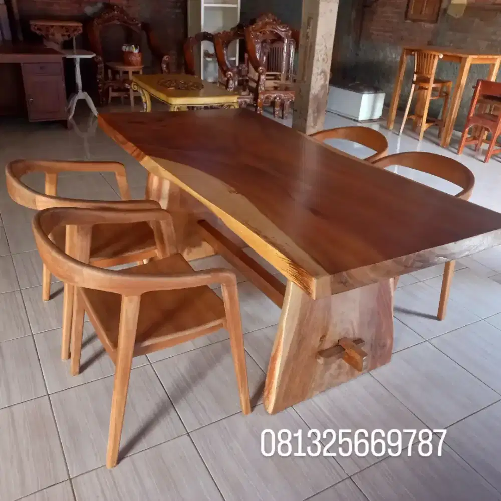 Meja Makan Trembesi Meja Kayu Suar Meja Makan Cafe Resto Hotel Villa
