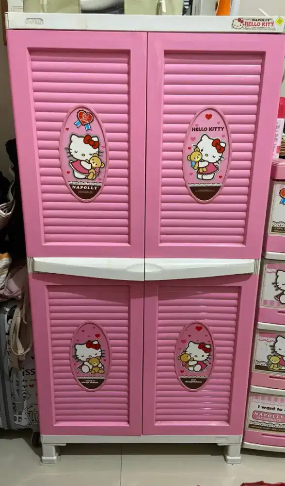 Lemari NAPOLLY HK