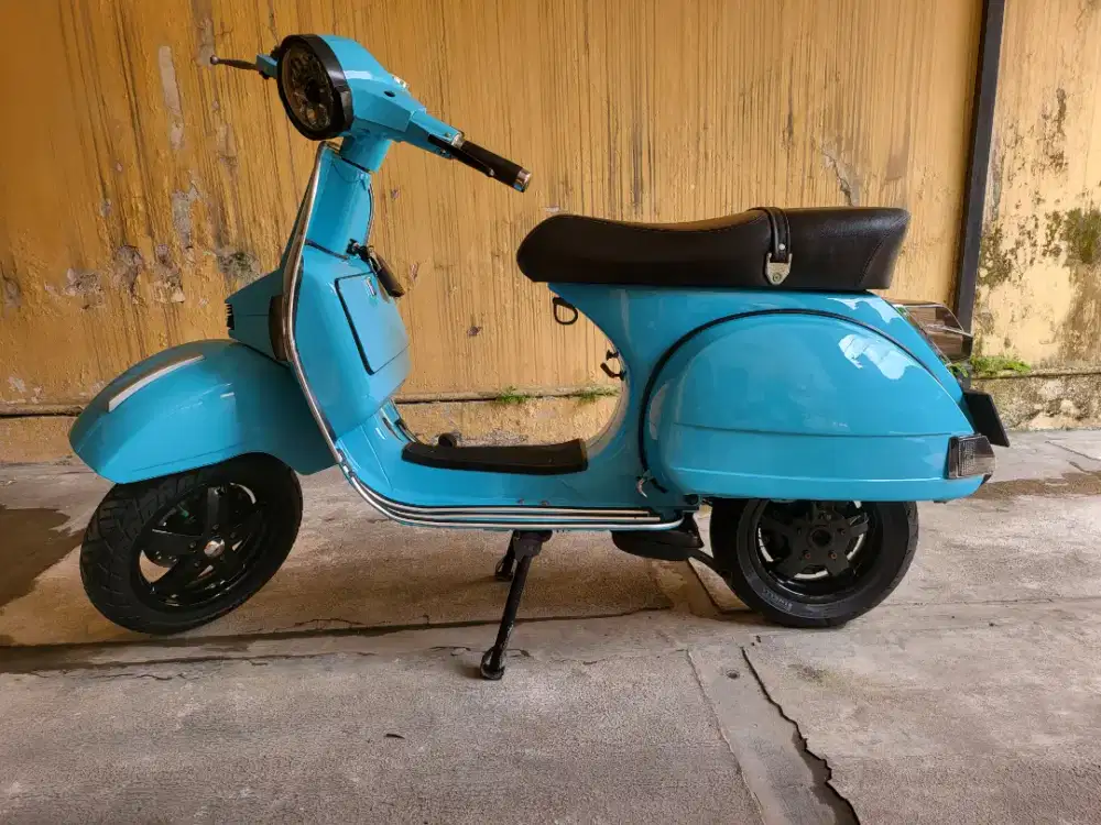 Vespa PS 1982 FULL RESTORASI