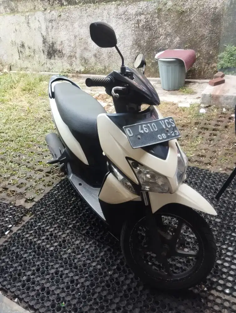 Dijual Motor Honda Vario 2009