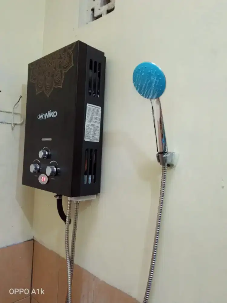 [Pemanas Air Kamar Mandi Merk Niko]