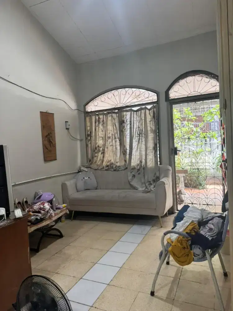 Rumah Dekat Mall di Kelapa Cengkir, Kelapa Gading, Jakarta Utara