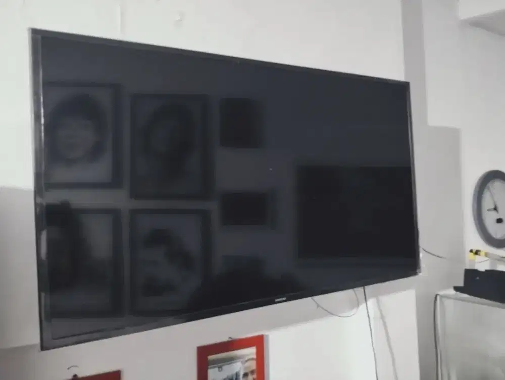 TV LED Samsung 32 inci