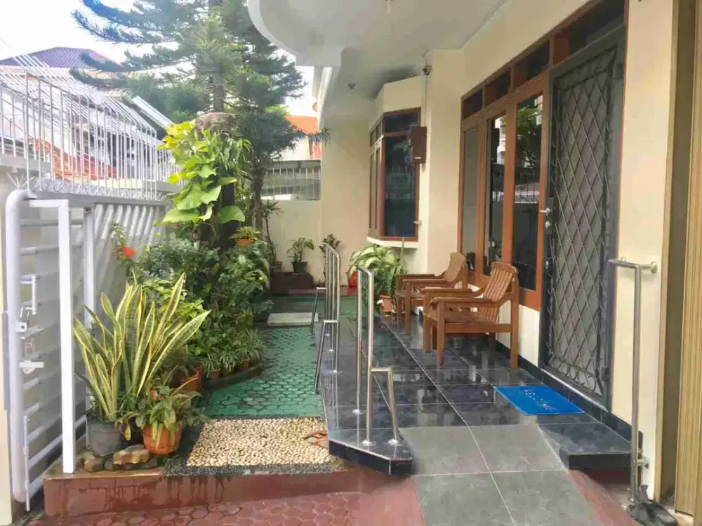 Dijual Rumah Siap Huni di Pekunden Semarang Tengah Dekat Simpang Lima