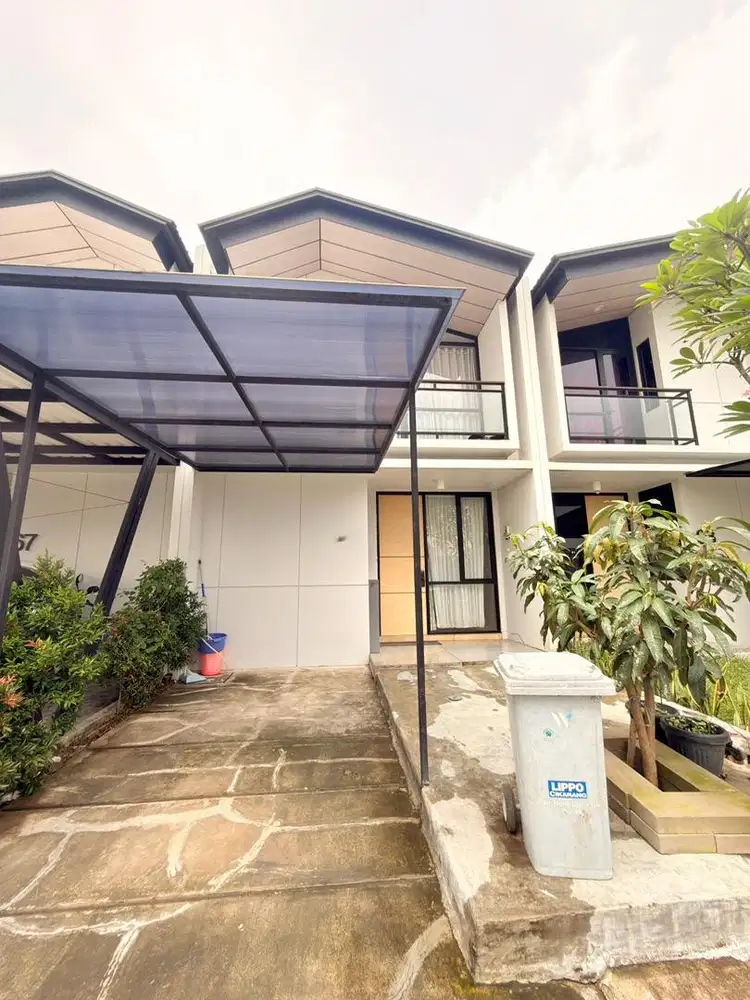 Dijual Rumah over kredit cluster Uptown Lippo Cikarang murah