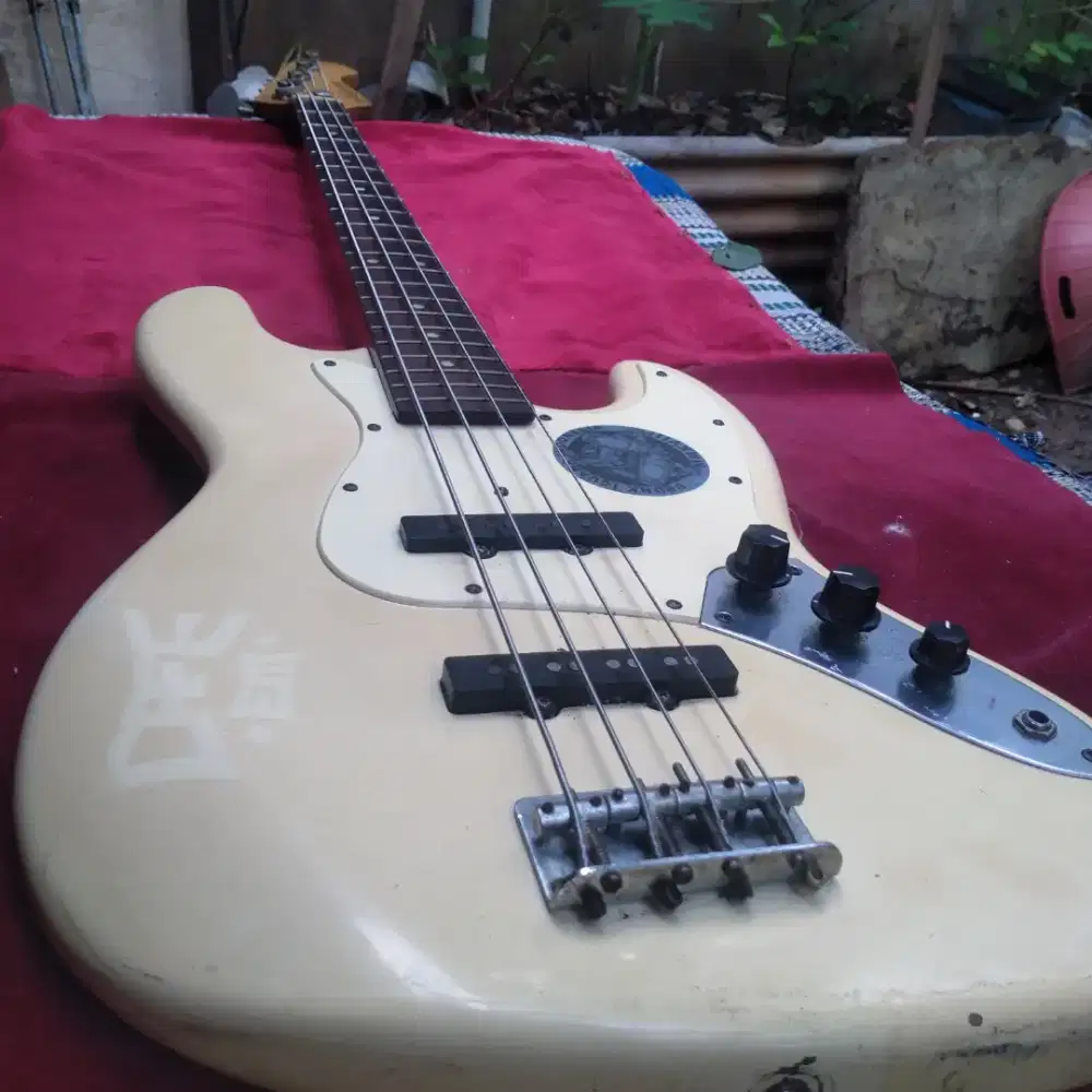Bass guitar gitar JnD 4 string Relic 1997