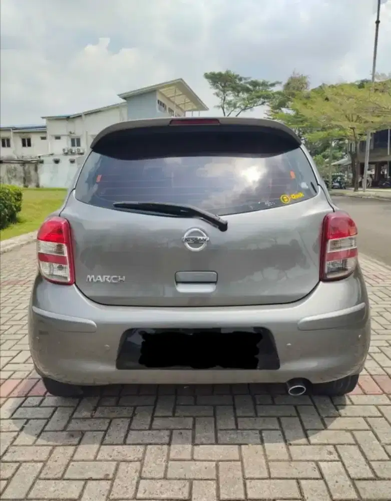 Dijual CBU Nissan march