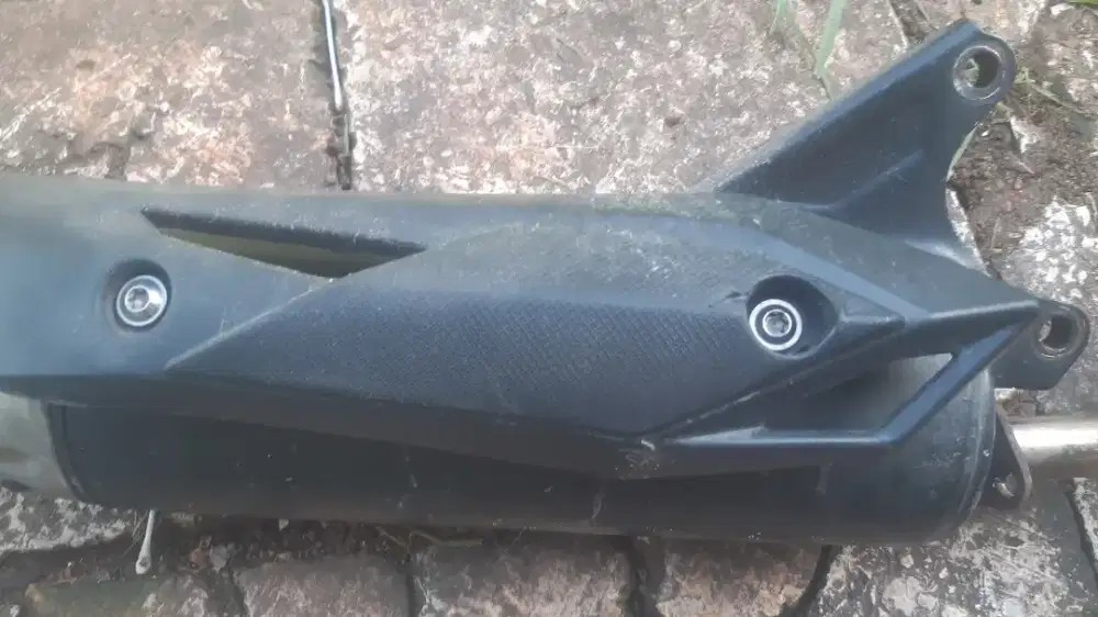 Knalpot beat karbu dan standard tengah