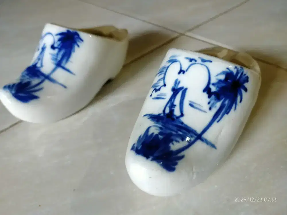 Hiasan asbag keramik thn 1972 asli buatan jepang