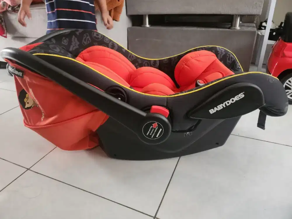Seat car baby tempat tidur bayi di mobil