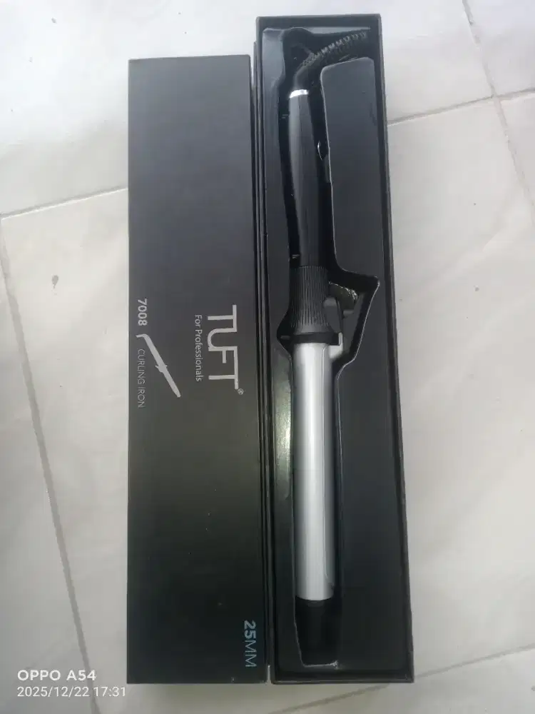 Catokan rambut kondisi baru