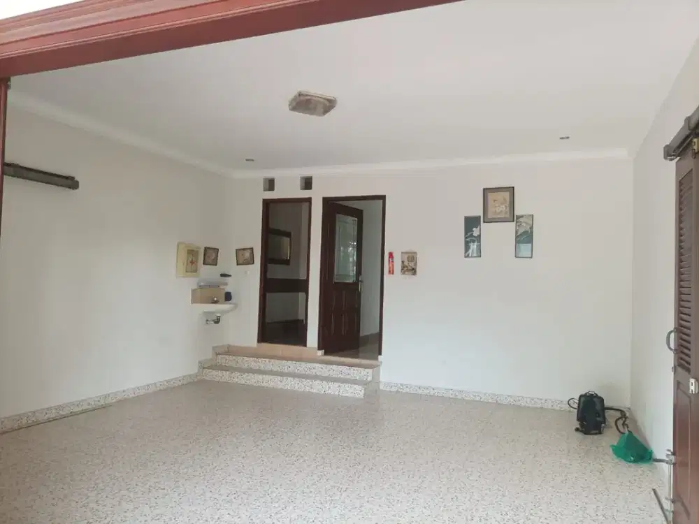 Disewa Rumah Sektor 9 Bintaro Jaya