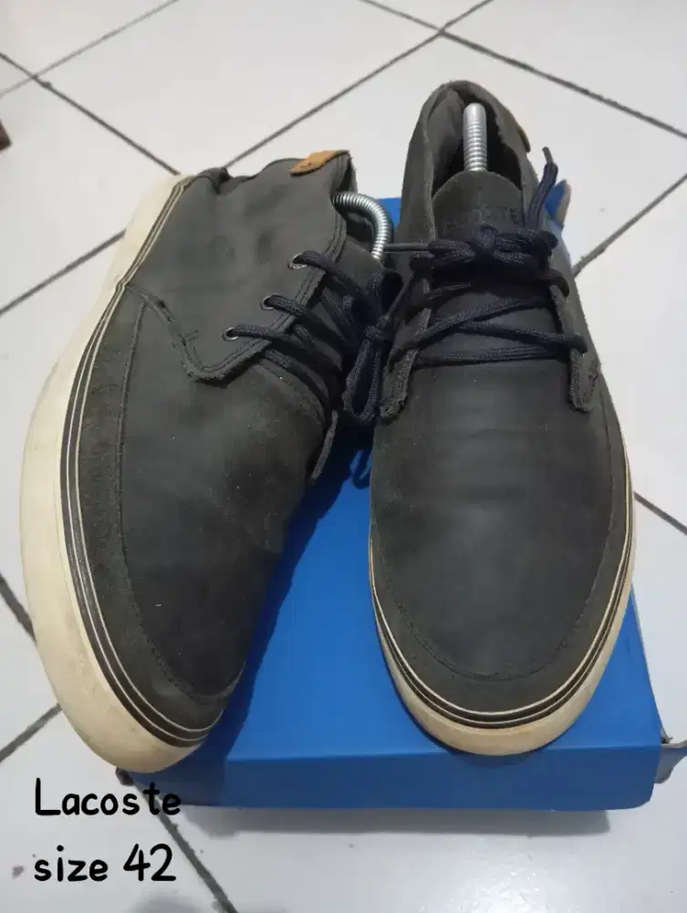 Sepatu lacoste second
