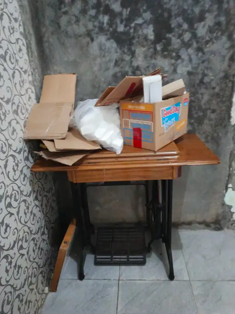 Dijual mesin jahit merk Butterfly