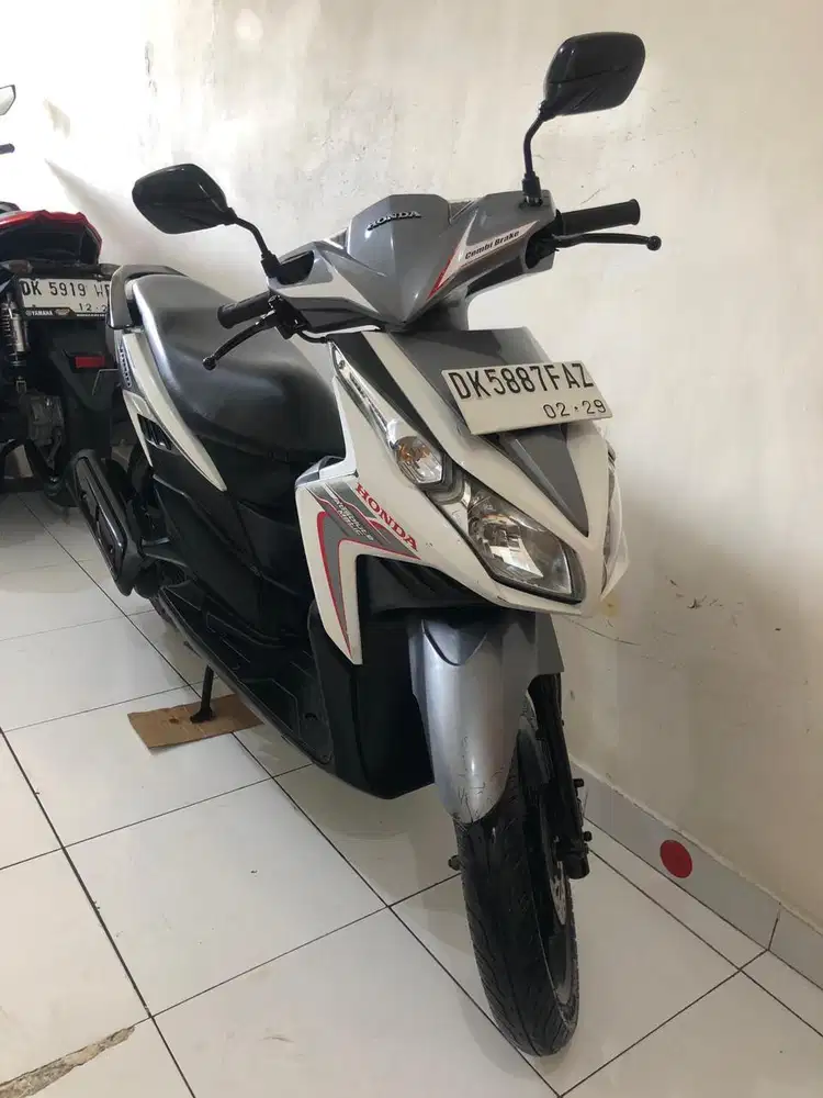 Honda Vario Techno Th.2011 Putih!!