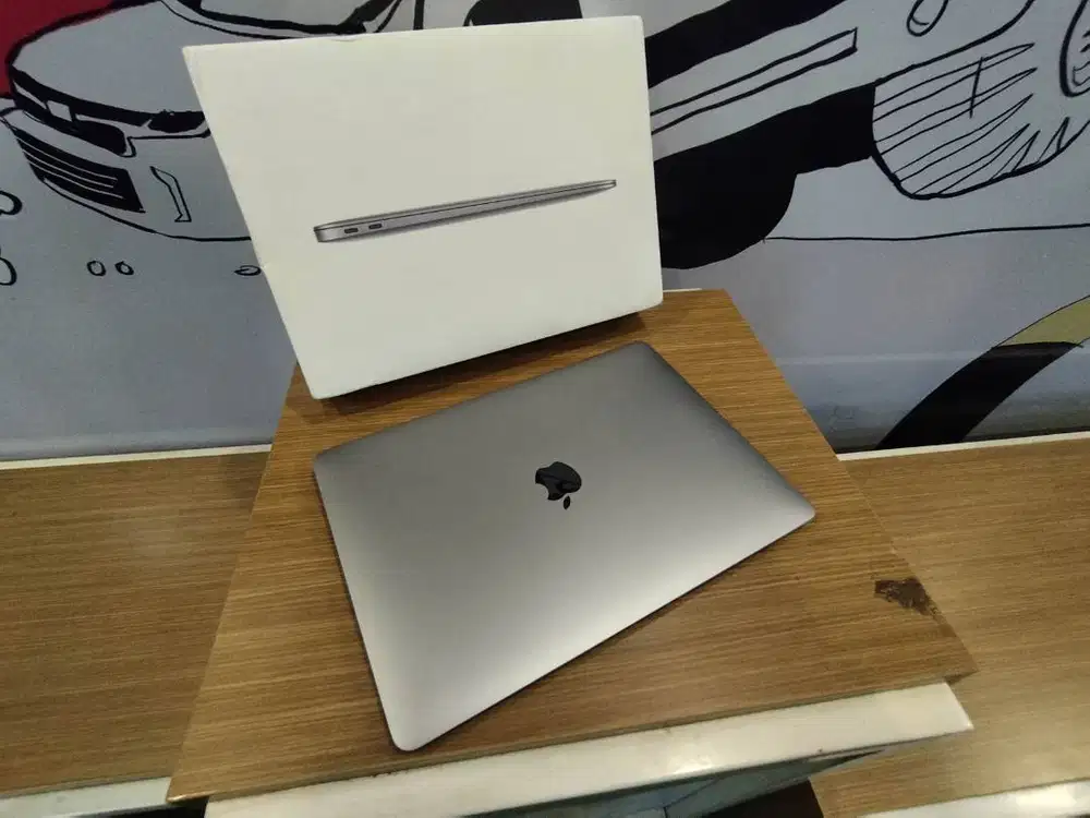 Macbook air M1 2020 ex ibox fullset 4.7jt net