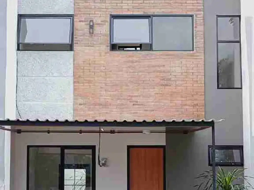 Dijual Rumah 2 lantai di Segitiga emas jatirangon Bekasi