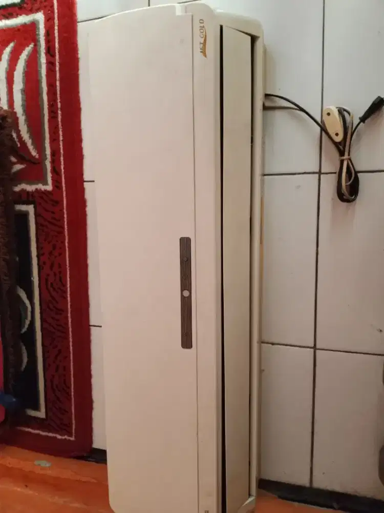 Kipas Angin model seperti AC