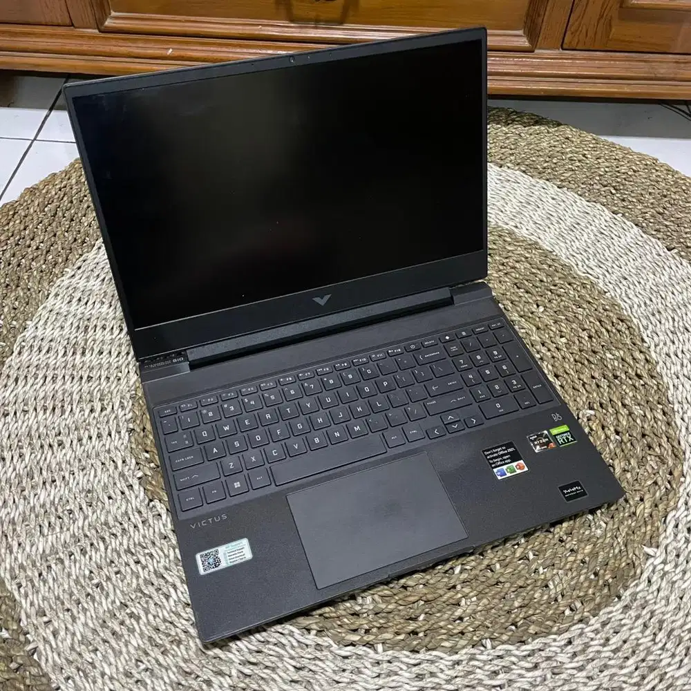 BACA DESKRIPSI! HP Victus 15 fb0012AX AMD Ryzen 7