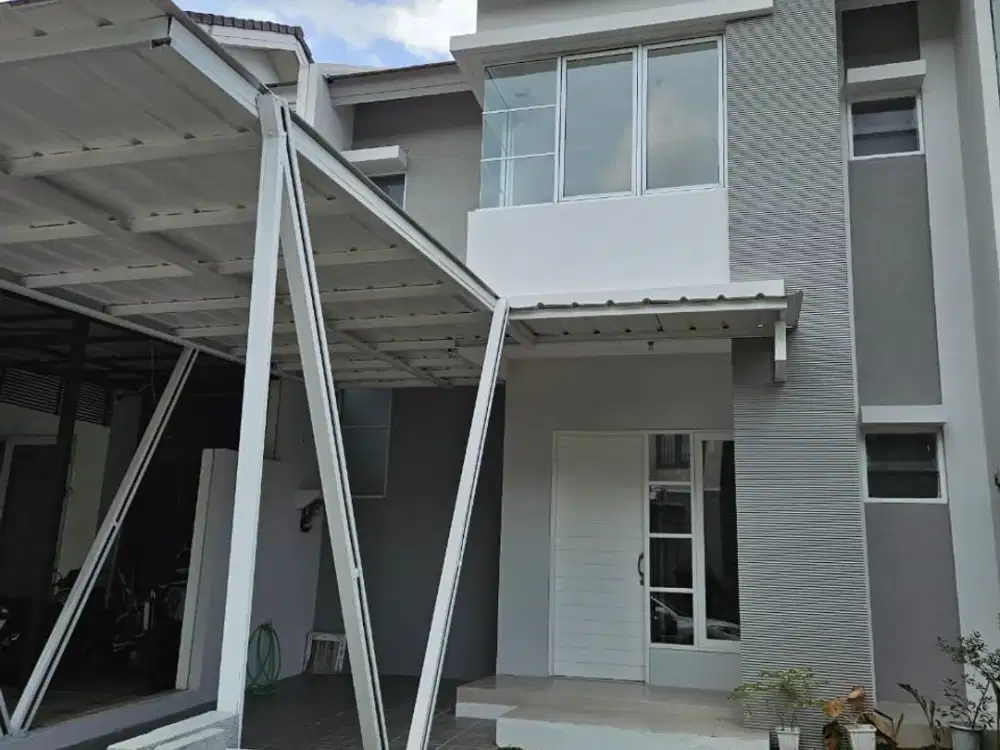 DI SEWAKAN RUMAH DI DE LATINOS BSD