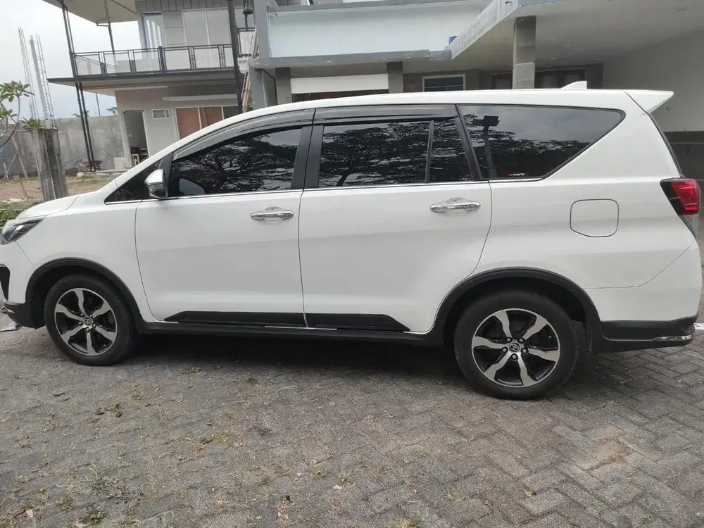 Toyota Kijang Innova 2020 Diesel Venturer AT