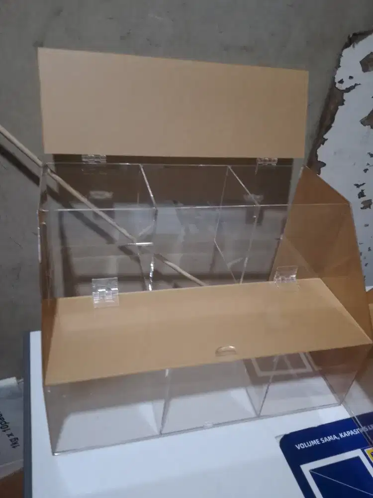 Tempat permen untuk warung