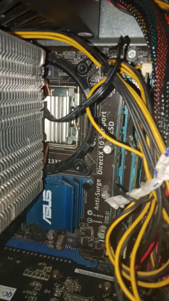 Paketan Motherboard Asus g41 dan Intel core 2 quad q9400