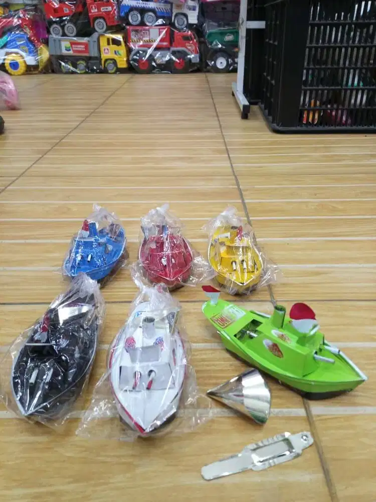 mainan anak kapal otok'' minyak kecil