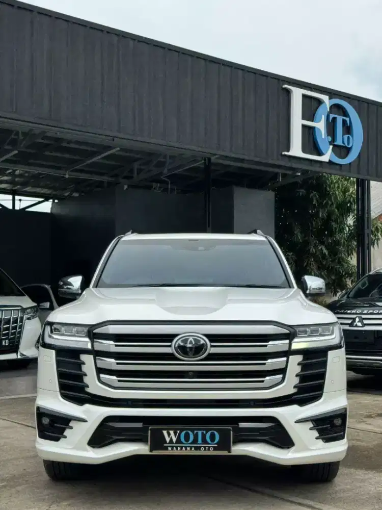 [ READY ] All New Land Cruiser 300 VXR 4x4 AT NIK 2024