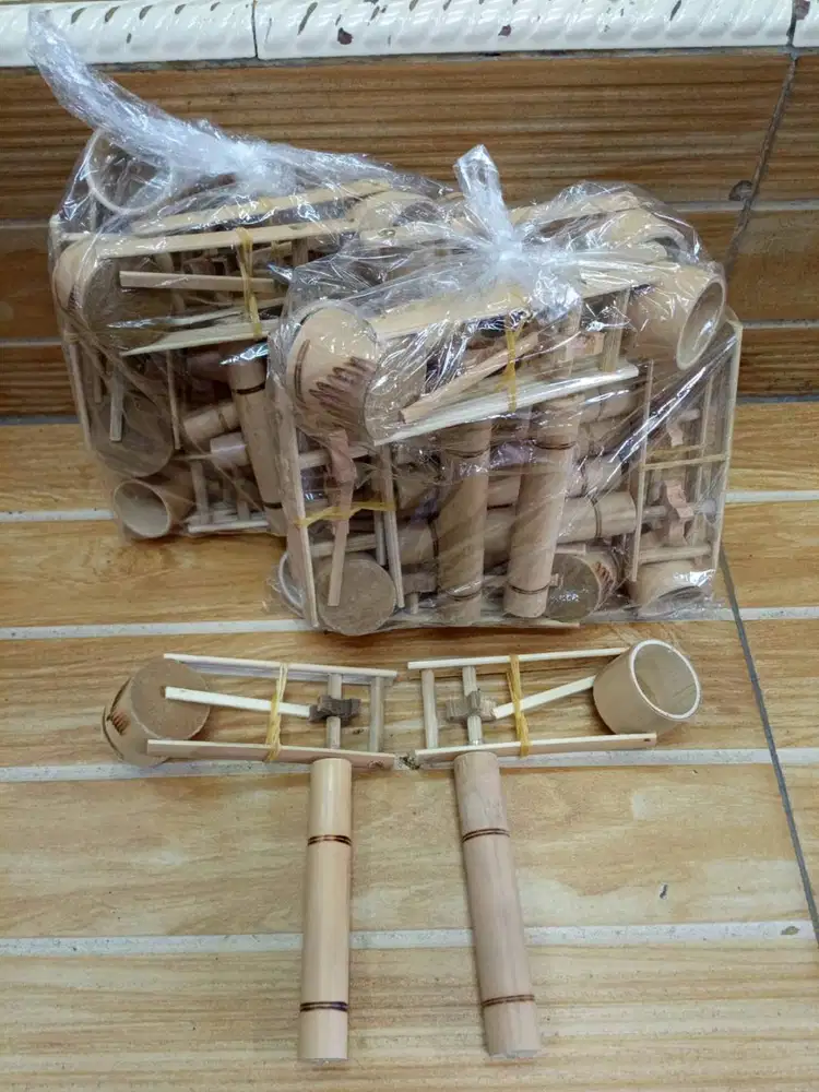 mainan anak otok'' bambu