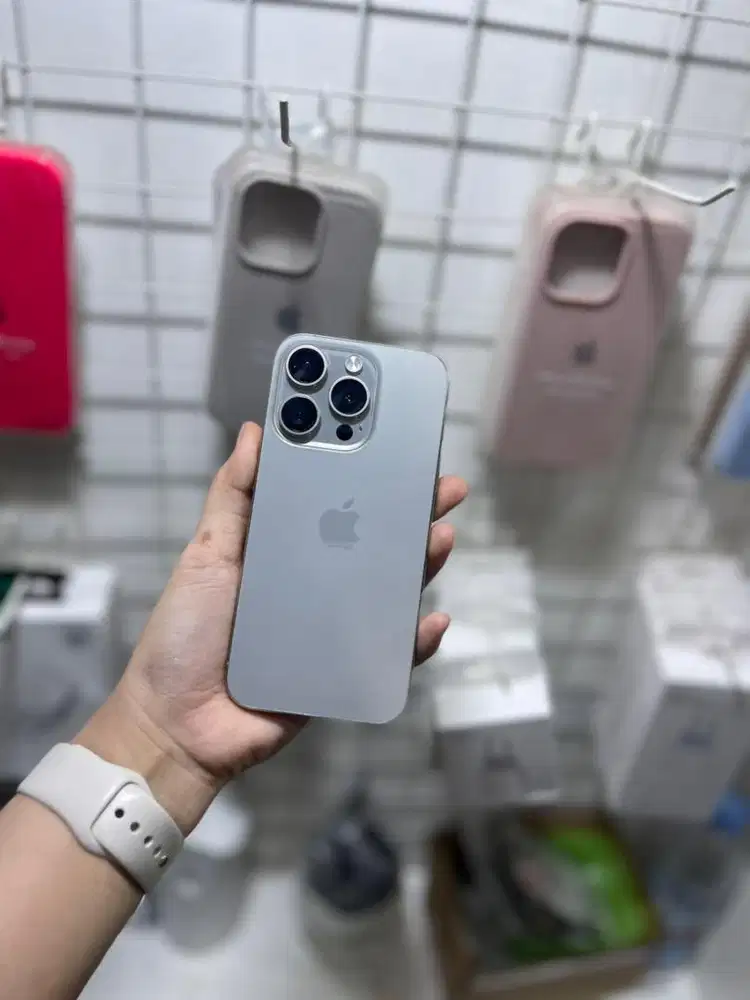 iphone 15 pro 128 sec ibox