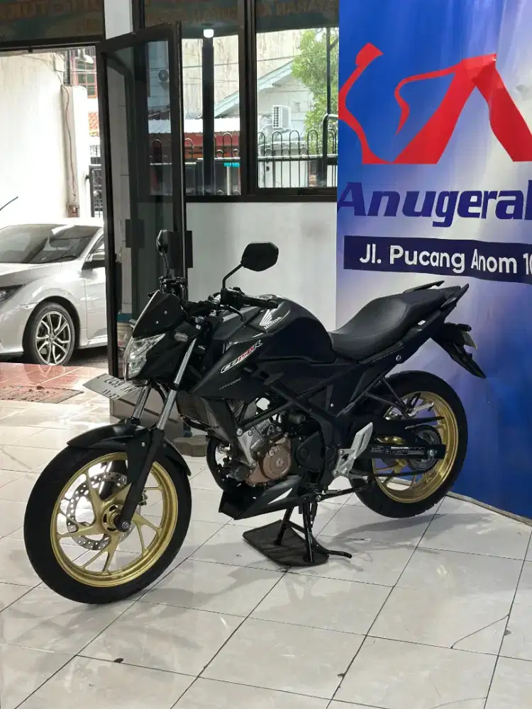 KM 9RIBU Honda CB 150R SE Streetfire TH 2017