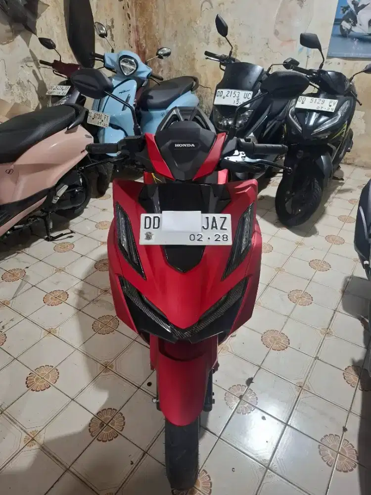 Honda vario cbs 160cc 2023 merah